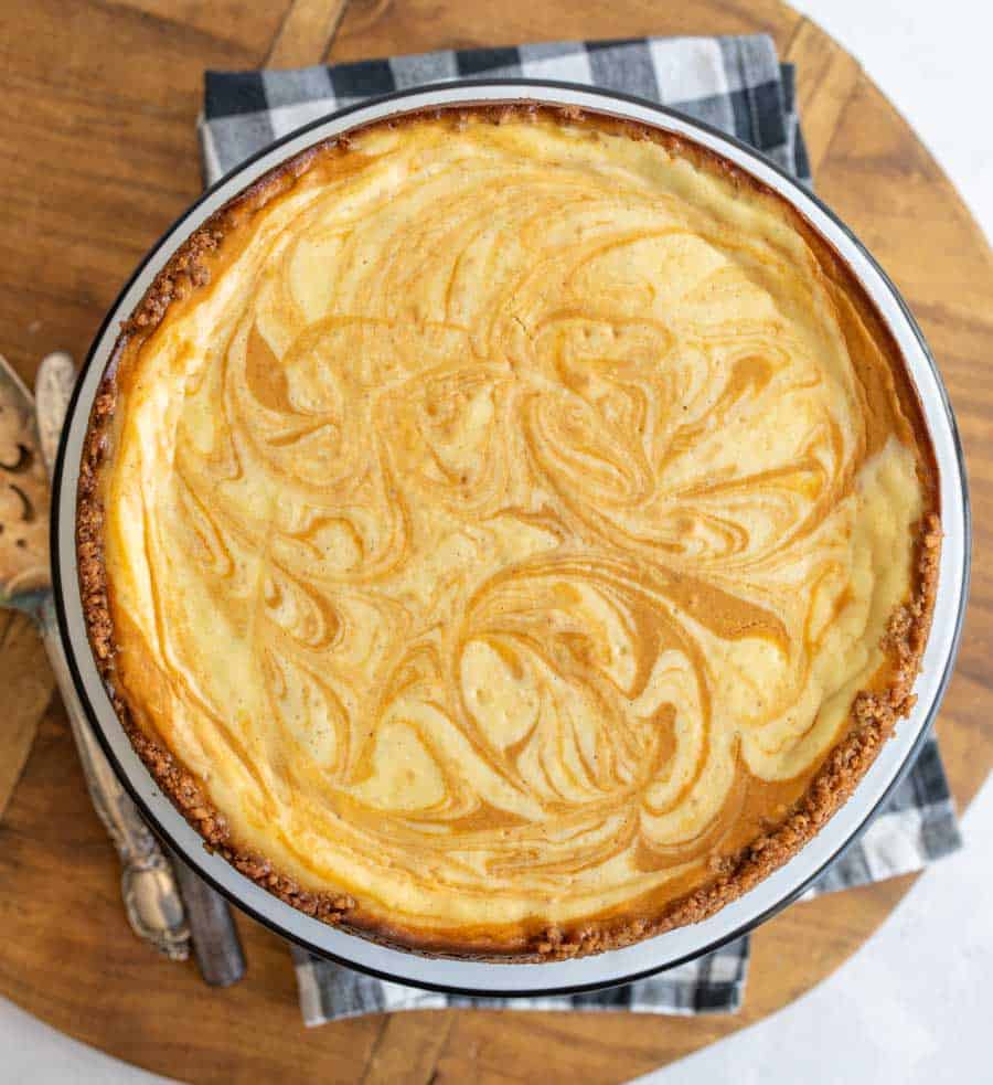 top view of whole pumpkin cheesecake