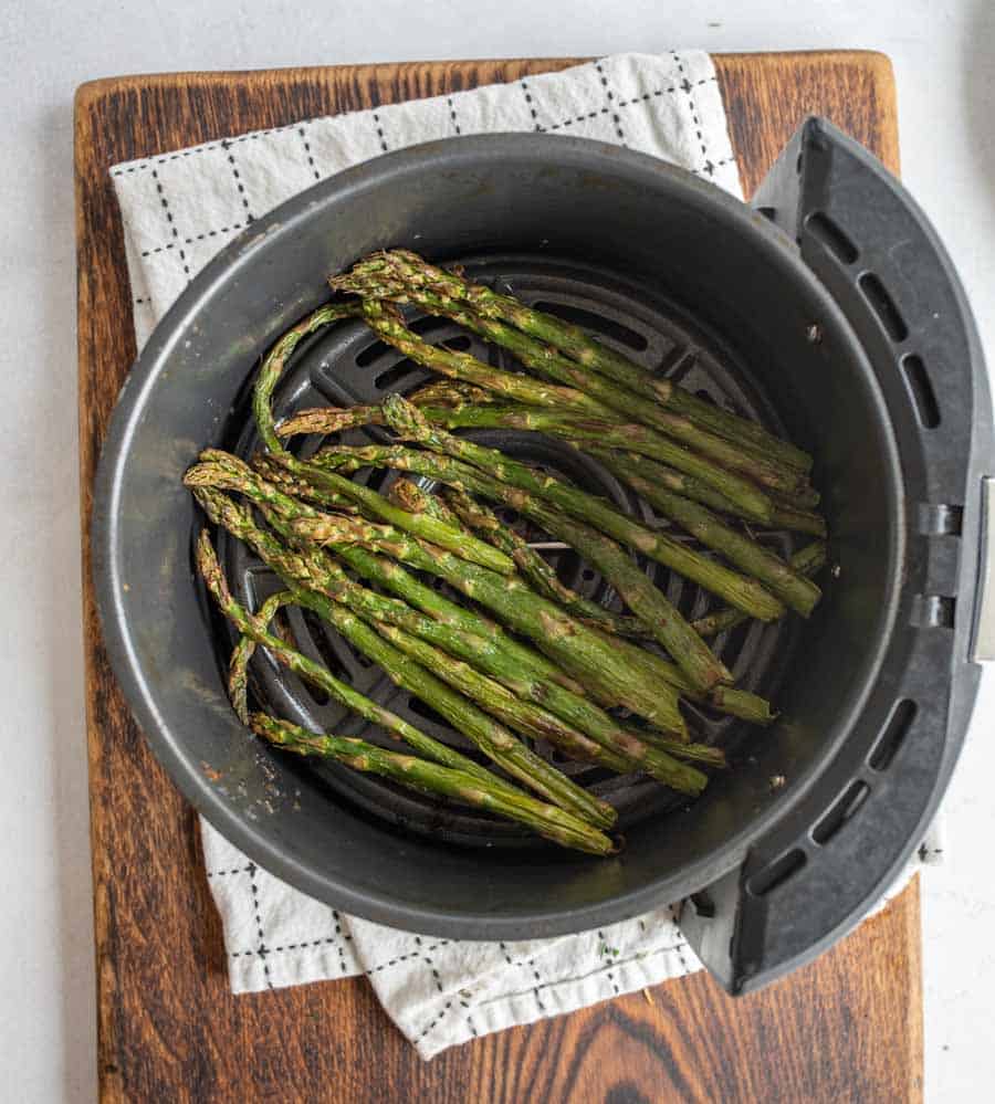baked asparagus in the air fryer