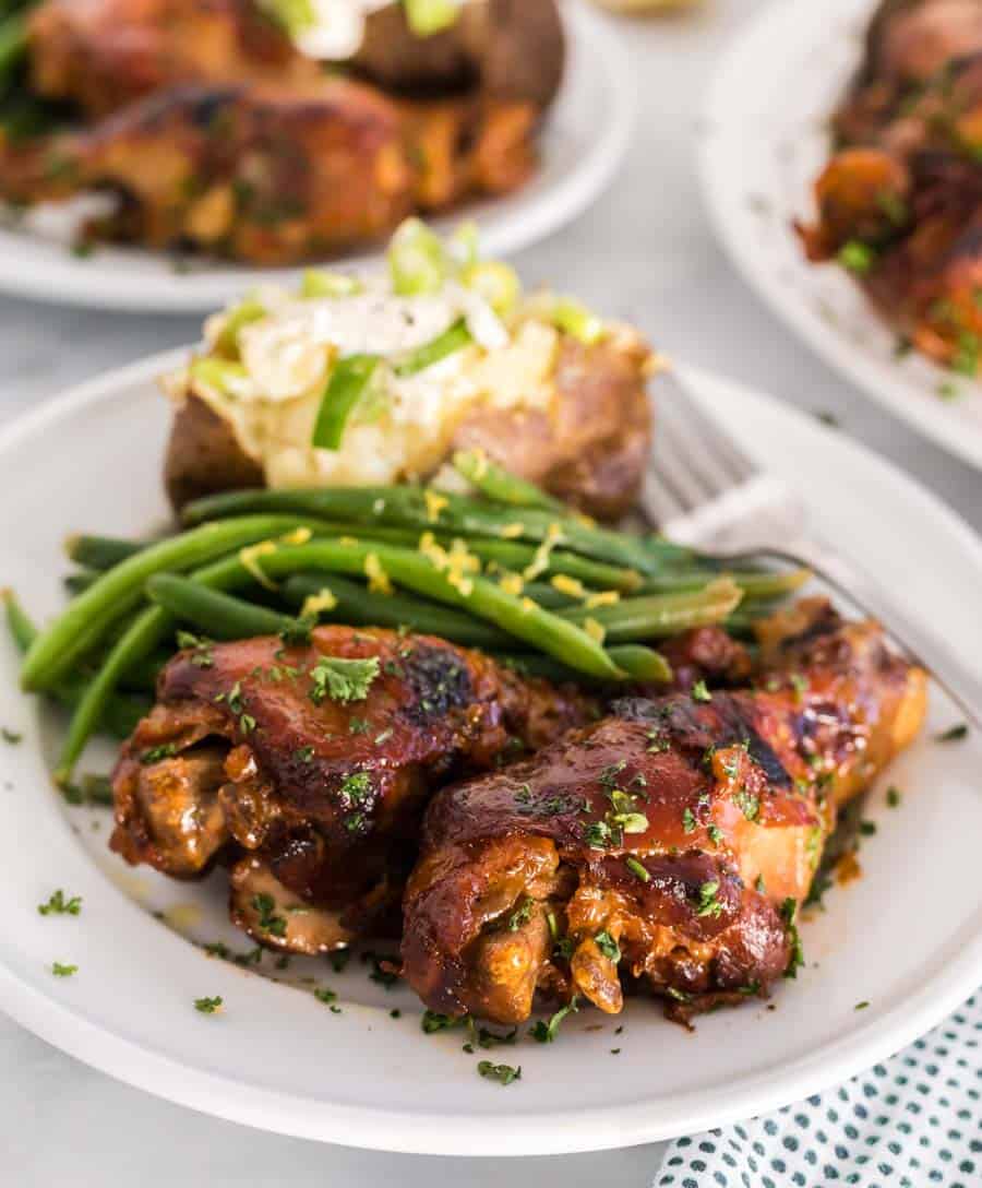 slow cooker chicken legs and potatoes dinner