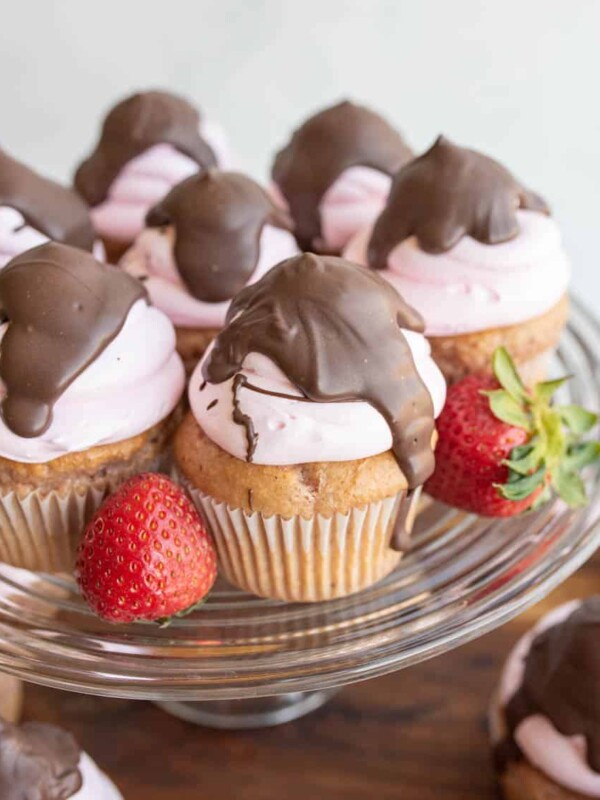 strawberry cupcakes with chocolate on top