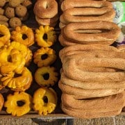 Jerusalem bagels in street vender cart