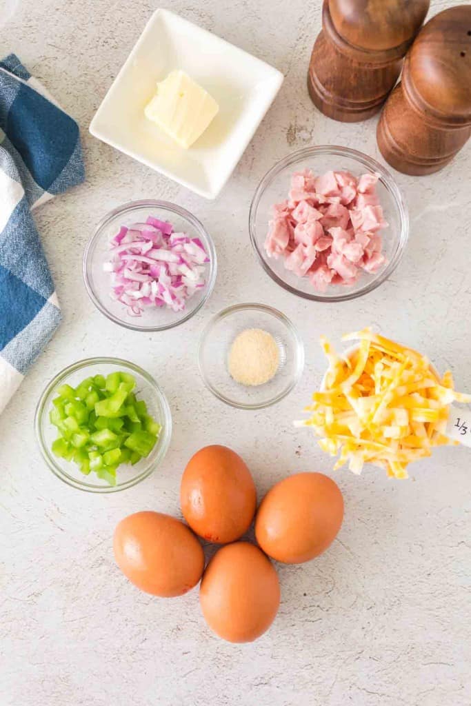 Ingredients for Denver omelet.