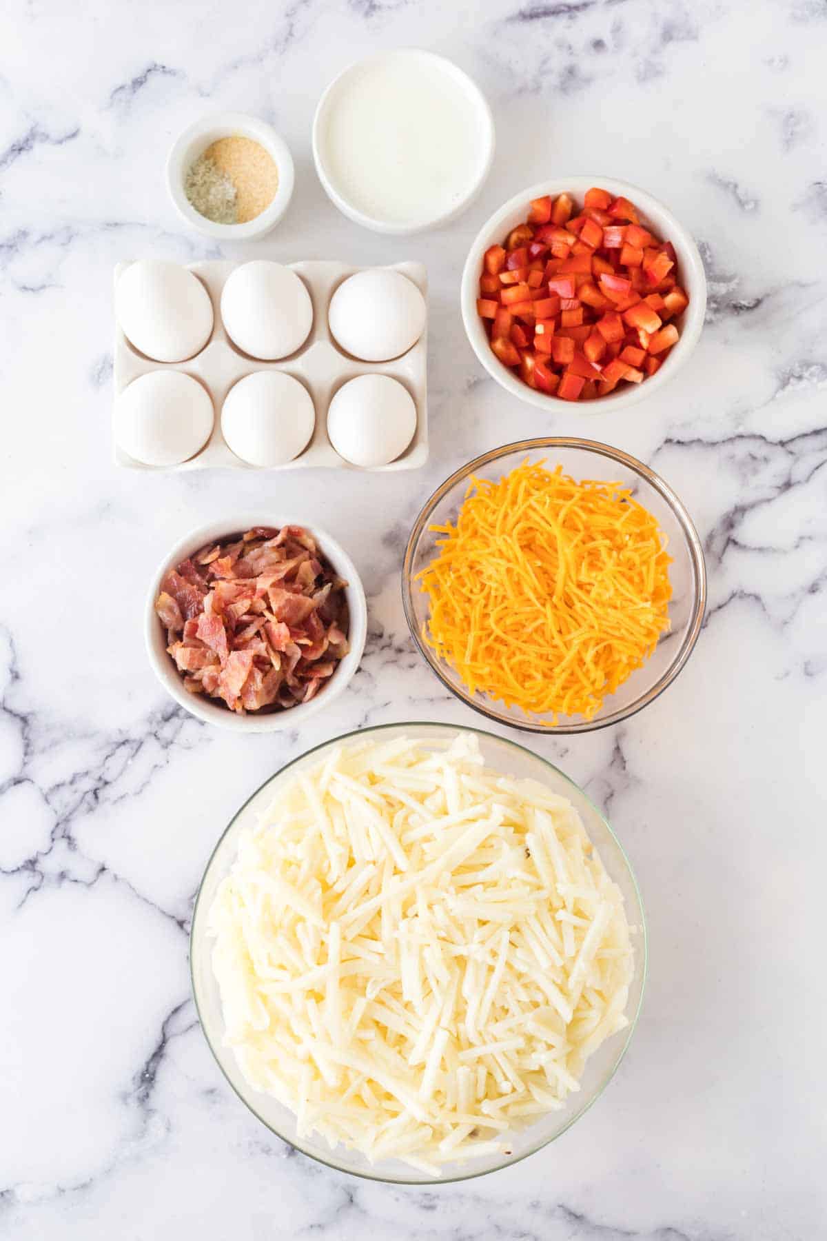 hash brown breakfast casserole ingredients in portion dishes