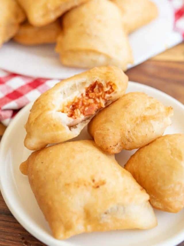 Homemade Pizza Rolls — Bless this Mess