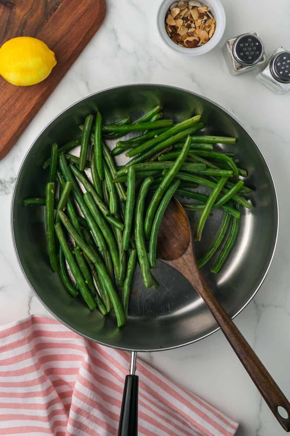 a pan for saut&eacute;ed green beans