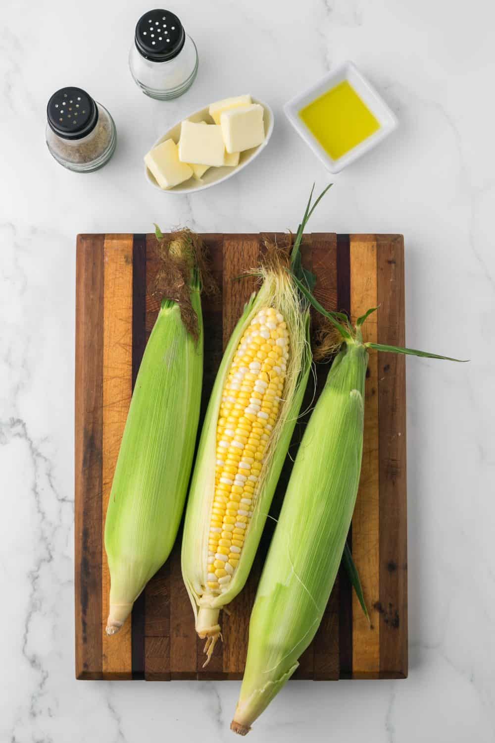 air fryer corn - raw not schucked corn