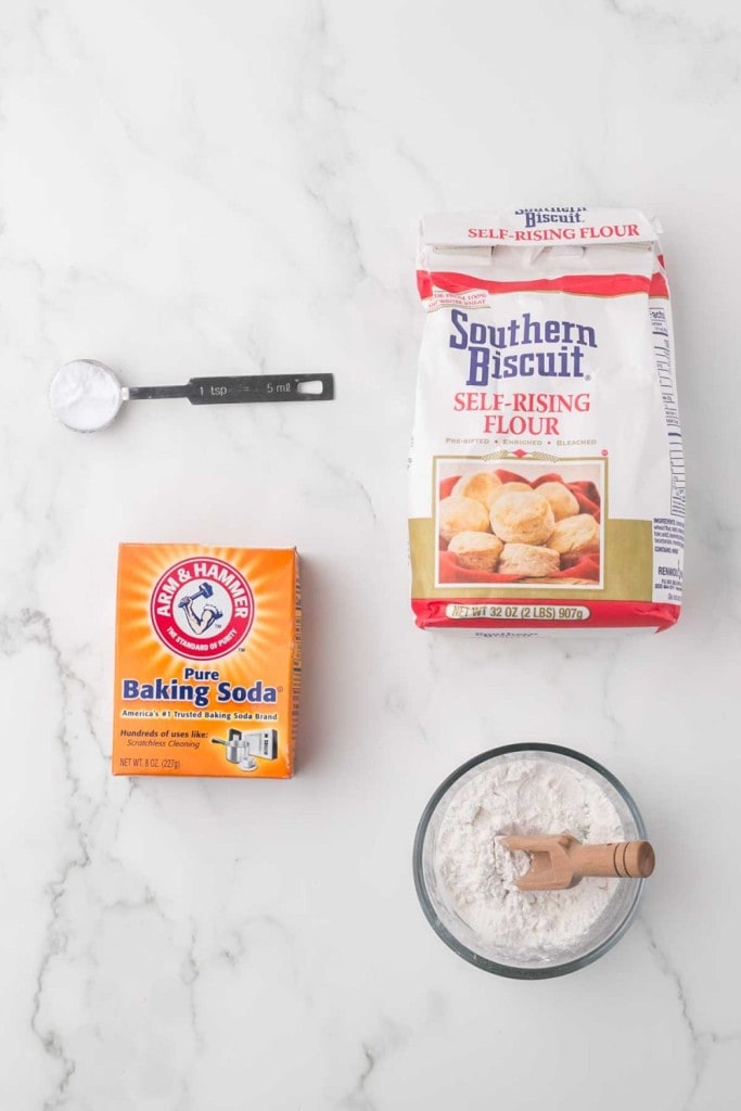 how to make baking soda substitutes