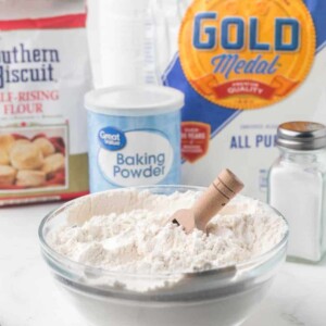 clear bowl of self rising flour