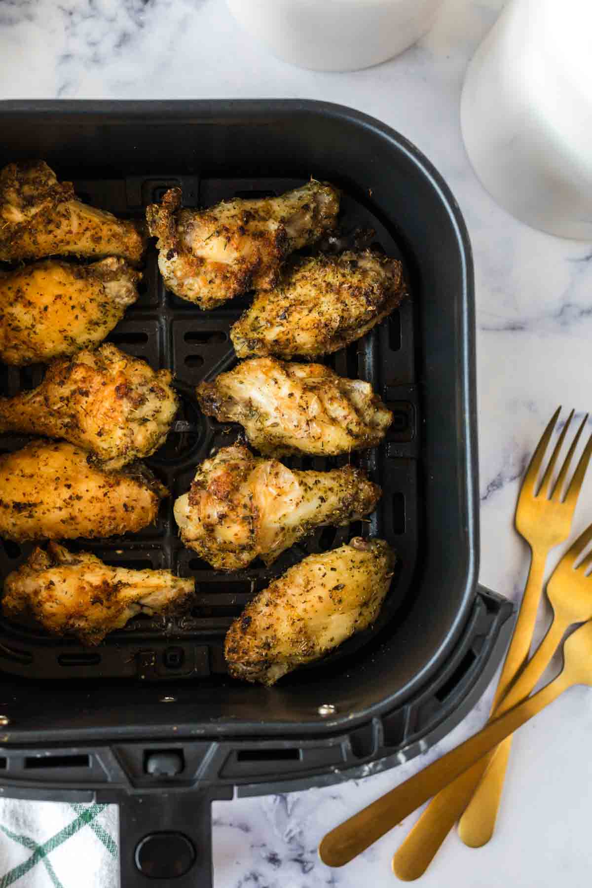 chicken wings in the air fryer