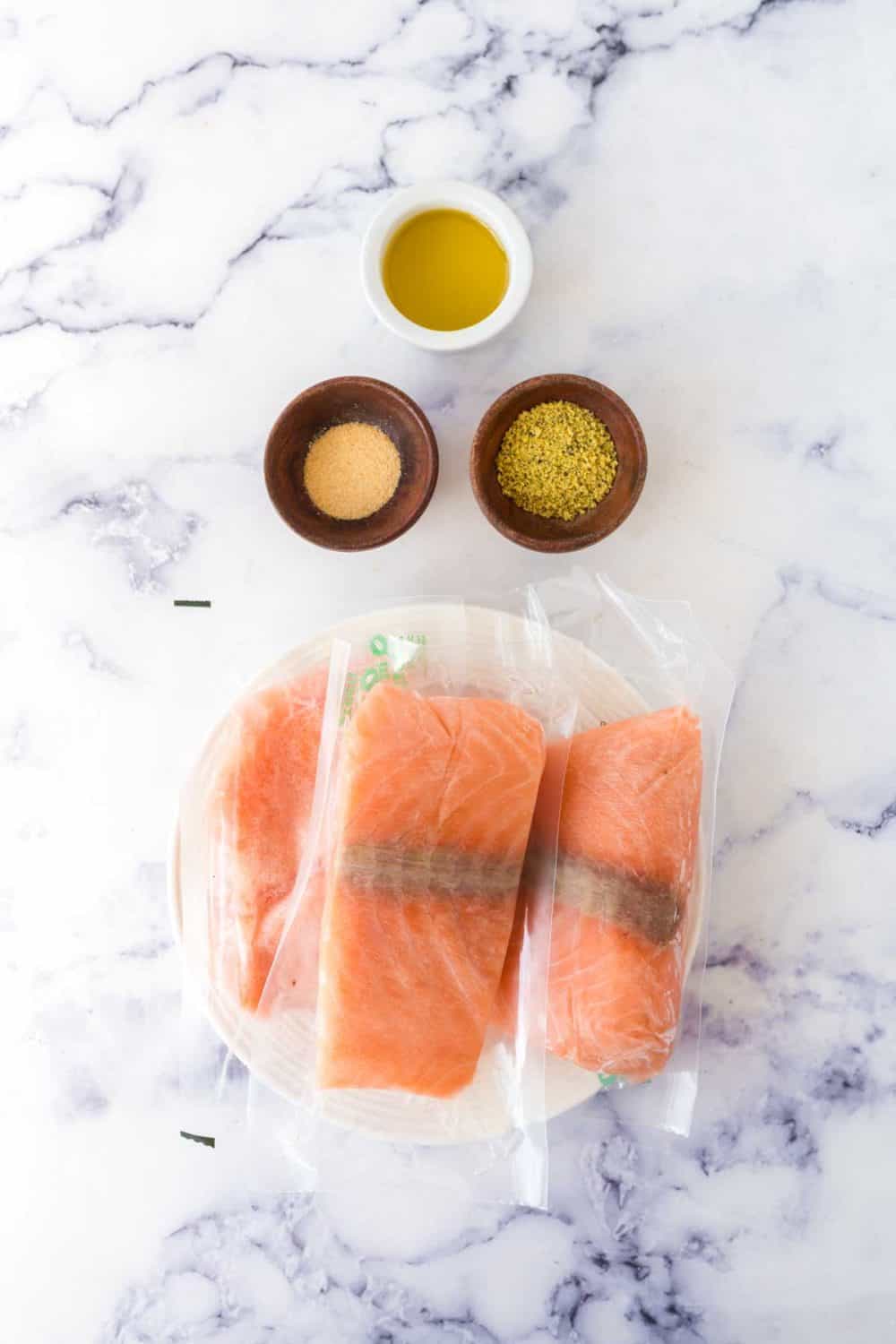 Ingredients for air fryer salmon.