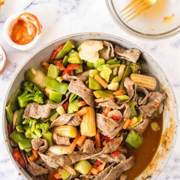 sauce pan with the cooked mix for the hunan beef recipe