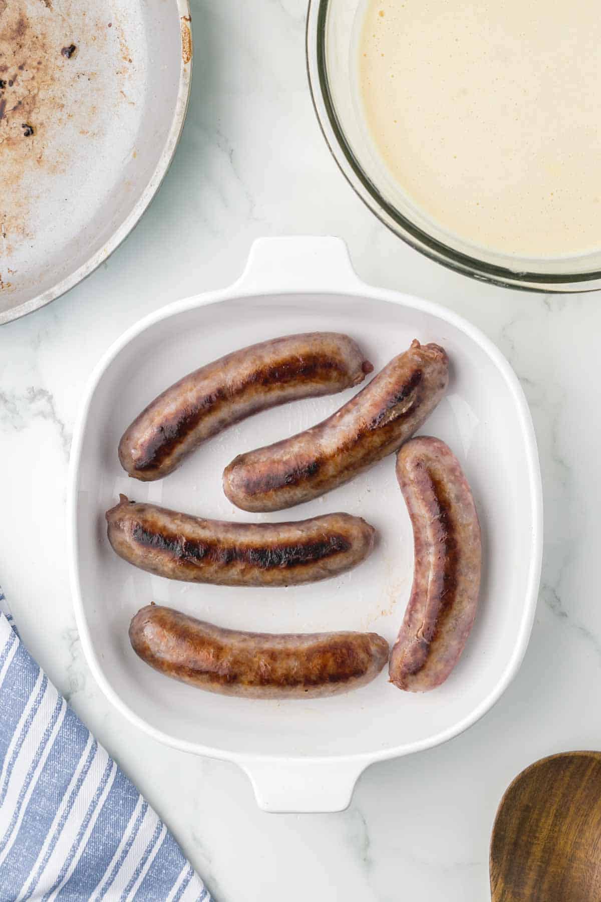 cooked sausage for toad in a hole