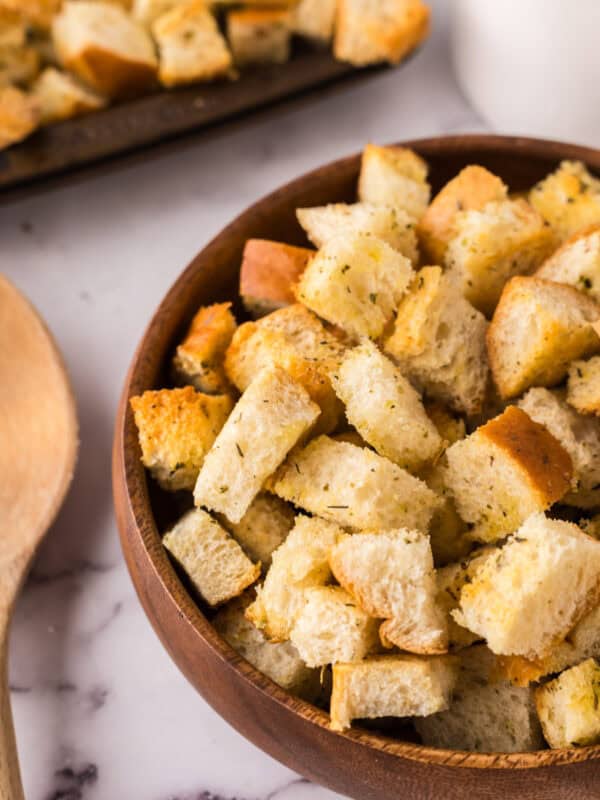 wooden bowl full homemade crouton recipe.