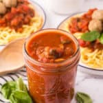 spinach mushroom marinara in a ball mason jar.